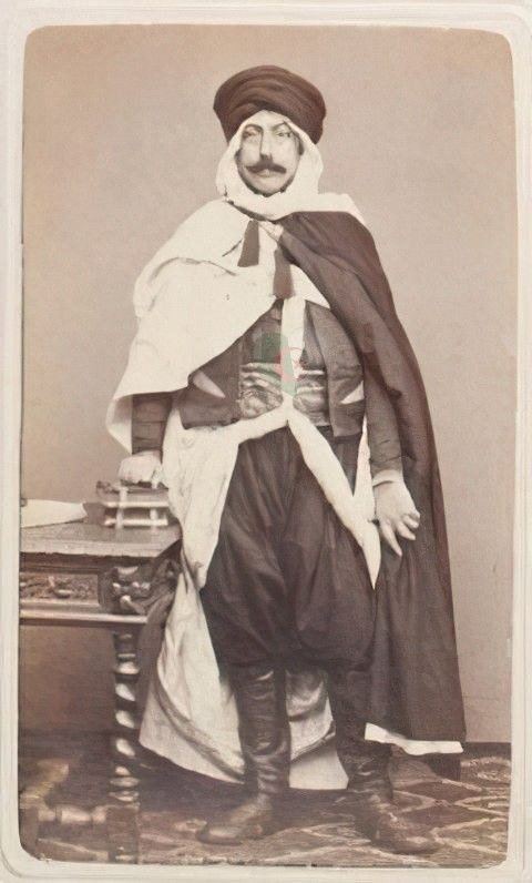 اللباس الرجالي