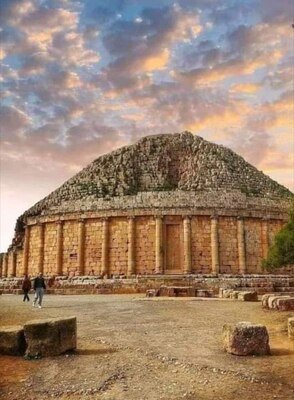 ضريح مدغاسن